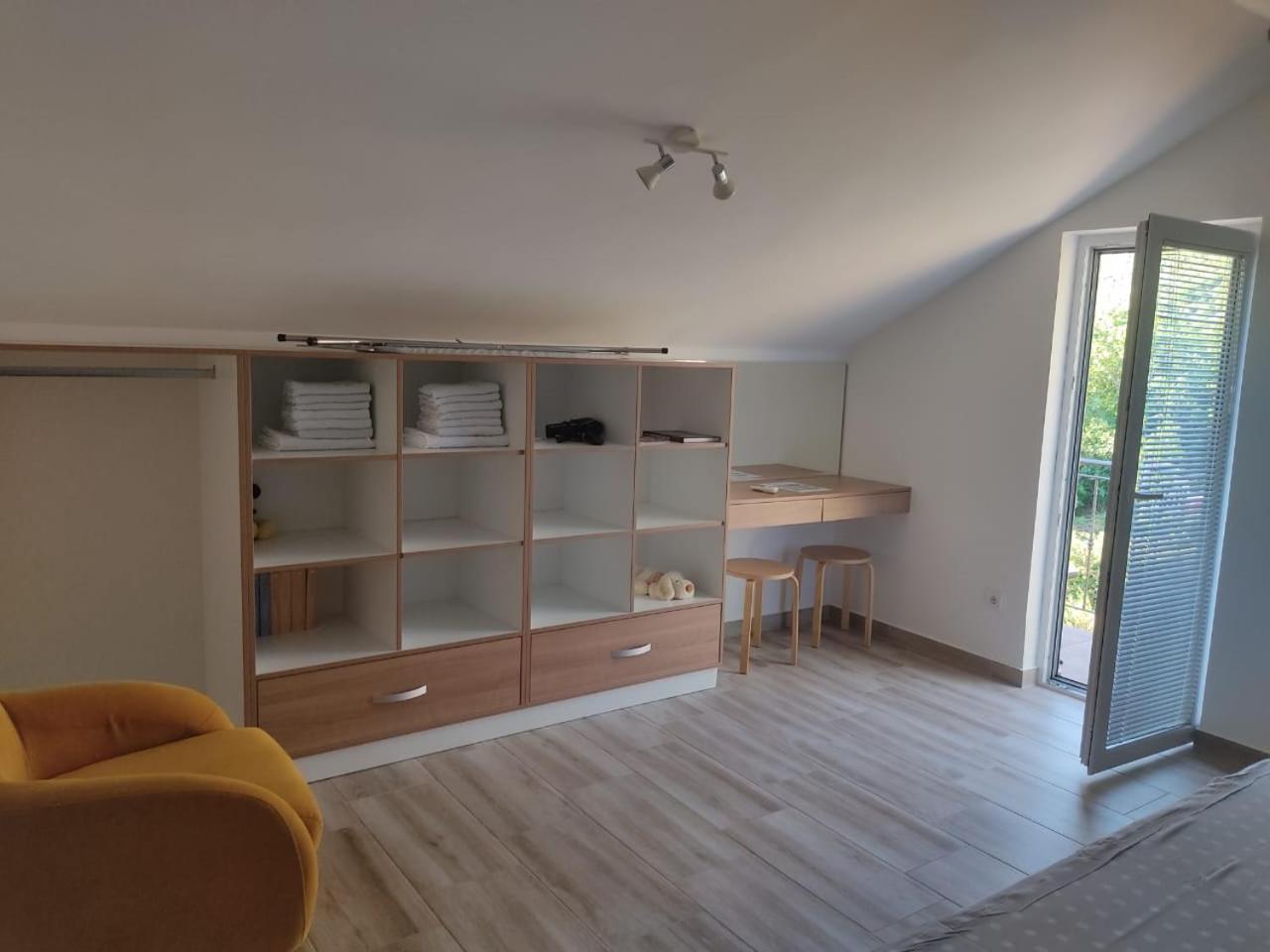 Apartment Maritimo Kotor Exteriör bild