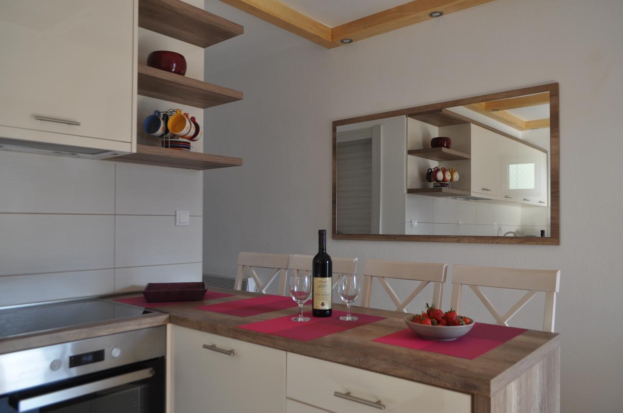 Apartment Maritimo Kotor Exteriör bild