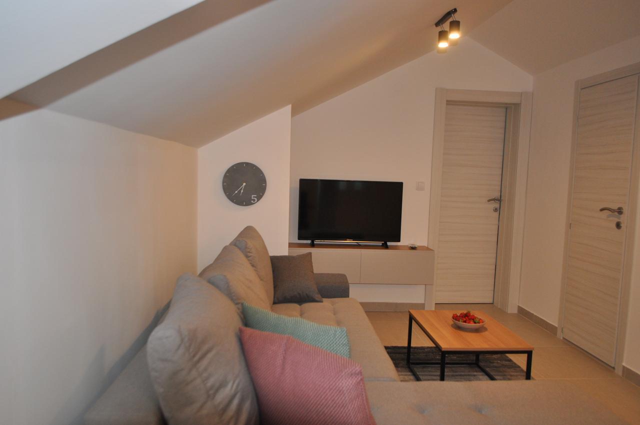 Apartment Maritimo Kotor Exteriör bild