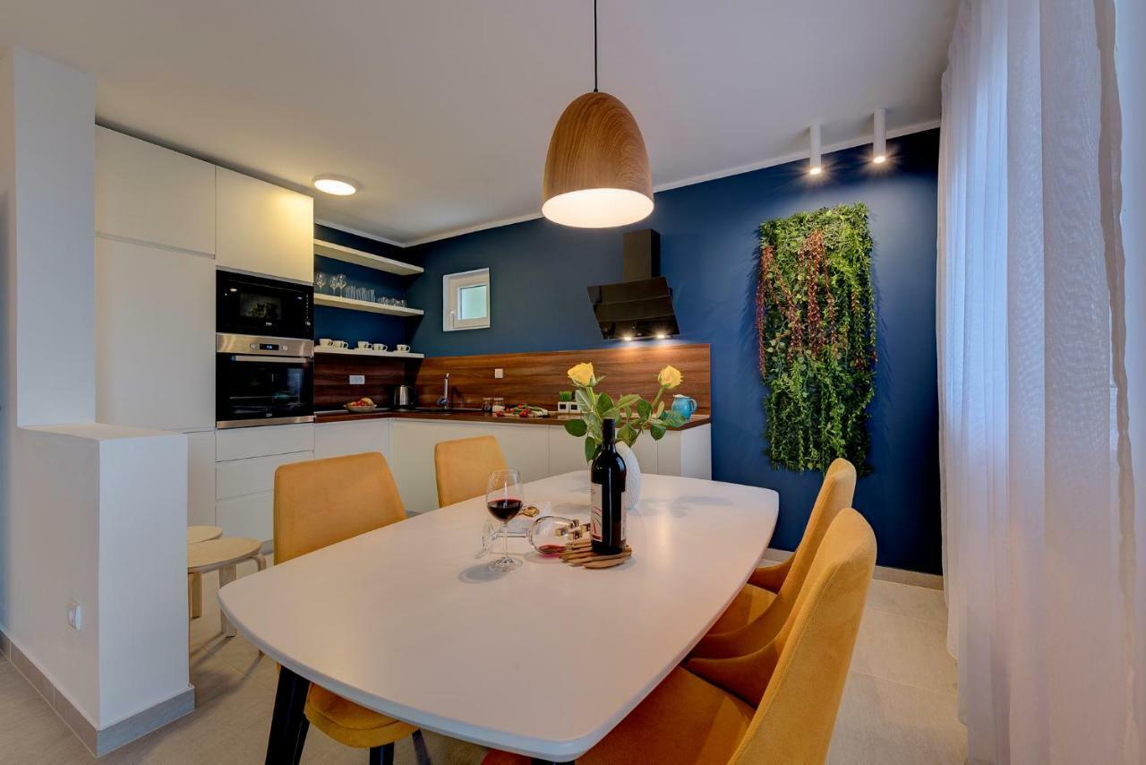 Apartment Maritimo Kotor Exteriör bild